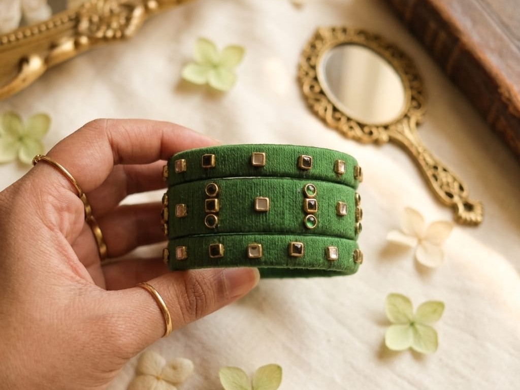 Green Bangle Set